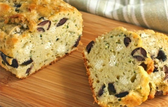 Cake with feta, olives & herbs