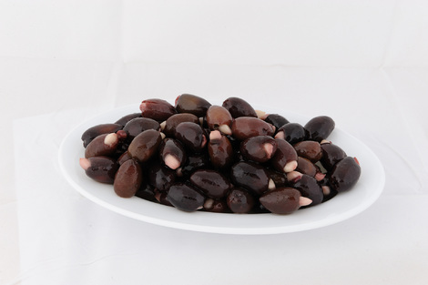Kalamata stuffed olives with garlic